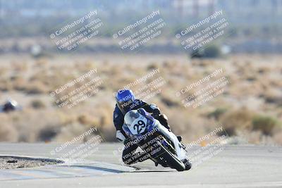 media/Dec-07-2025-CVMA (Sun) [[3e7d2de5dc]]/Race 12- Formula 40 MW and LW/